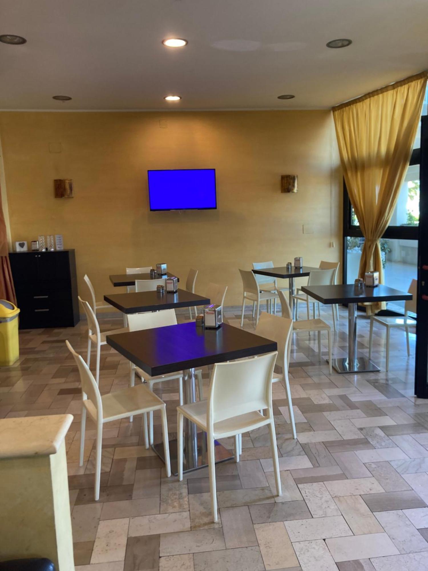 Hotel Promenade ปอร์โต ซันเตลปีดิโอ ภายนอก รูปภาพ